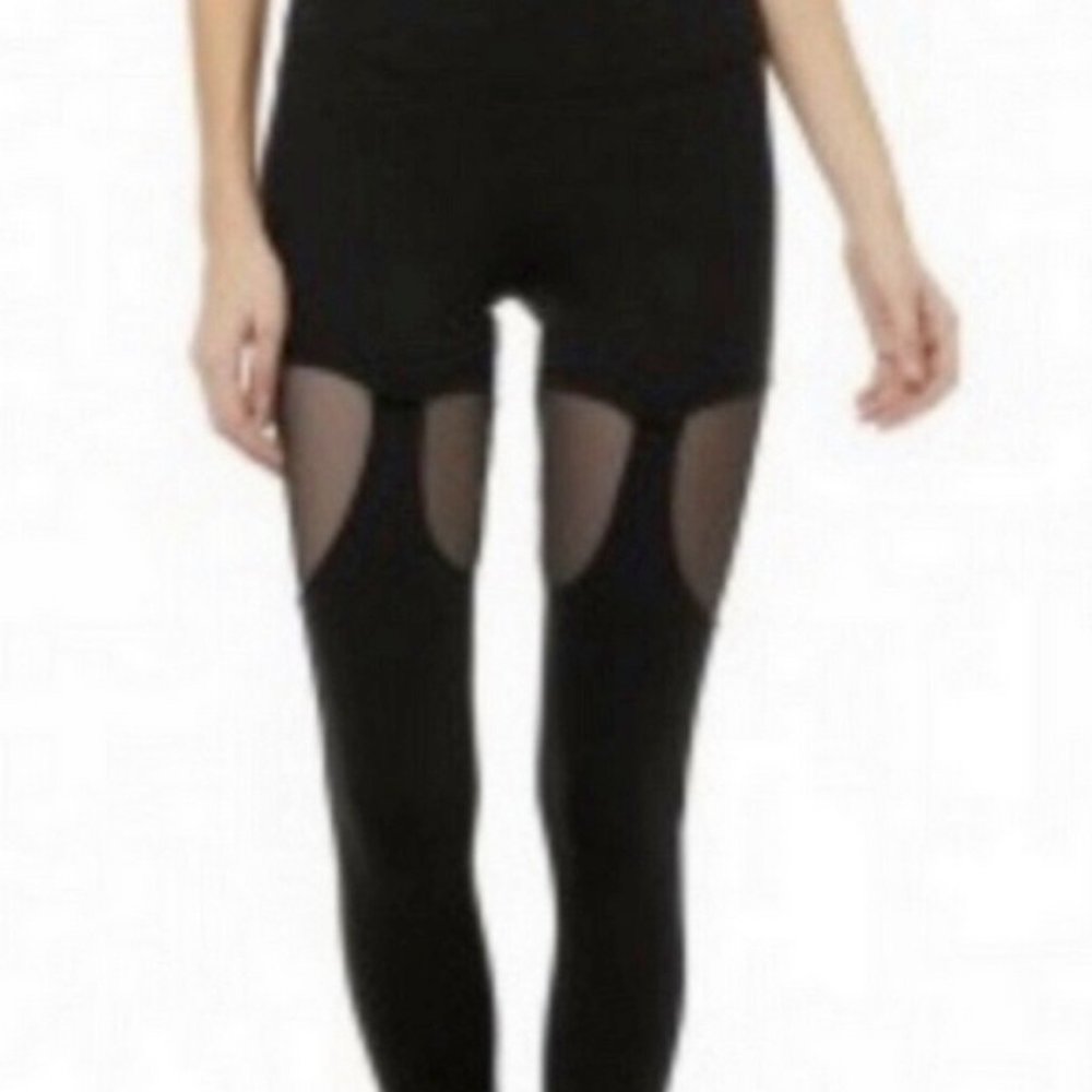 Alo Yoga Hight-Waist Black Garter-Inspired Legging